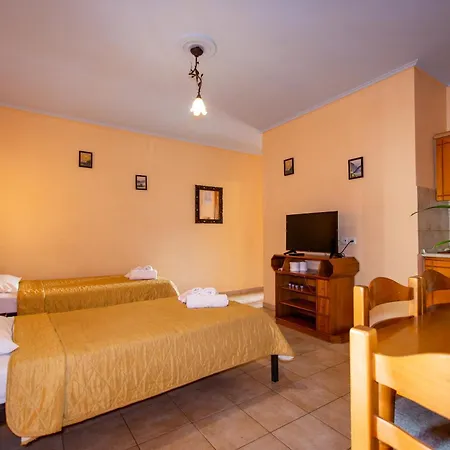 Xenia Palace Luxury Apartments Vrasná Extérieur photo