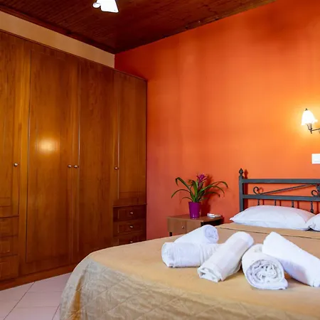 Xenia Palace Luxury Apartments Vrasná Extérieur photo