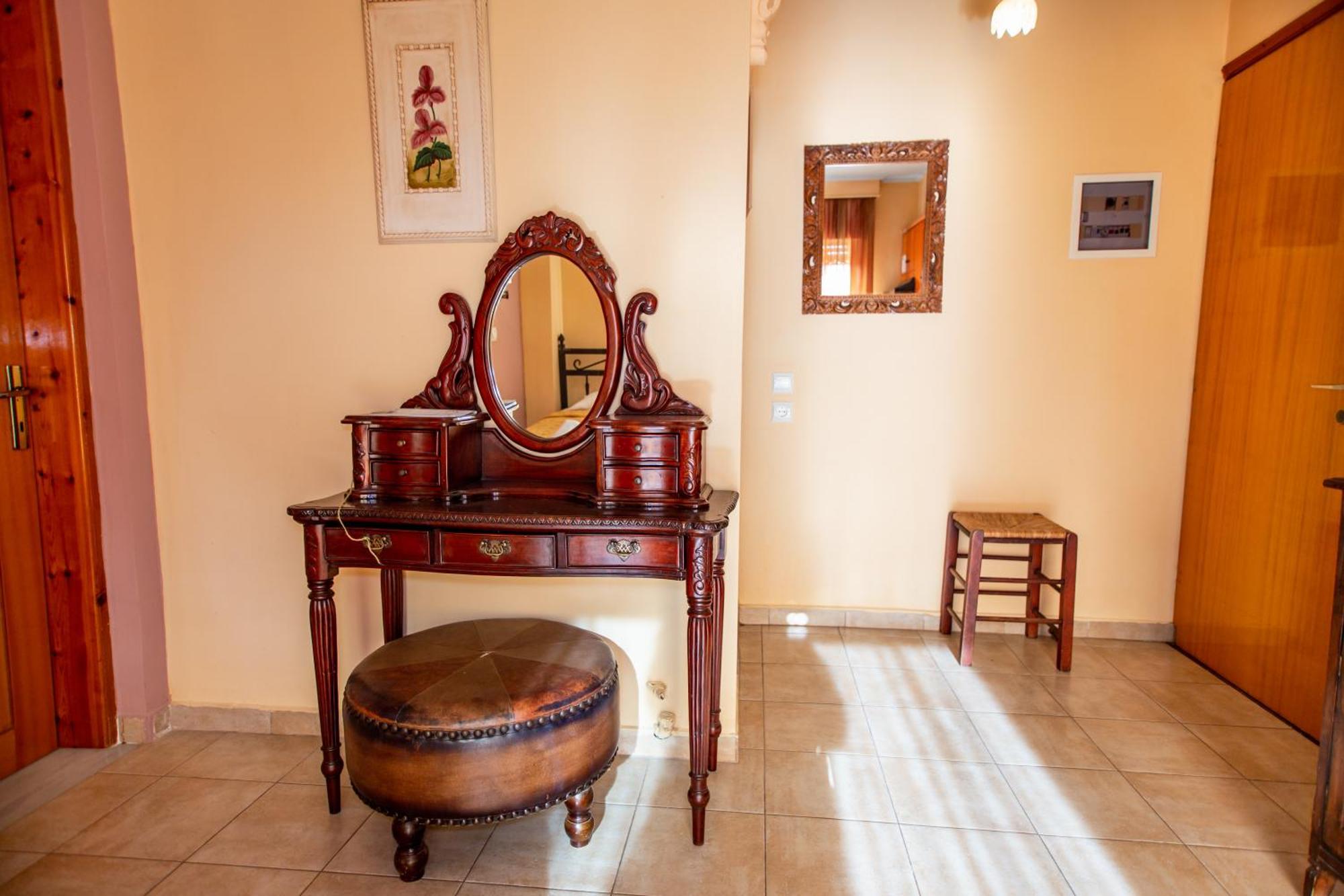 Aparthotel Xenia Palace Luxury
