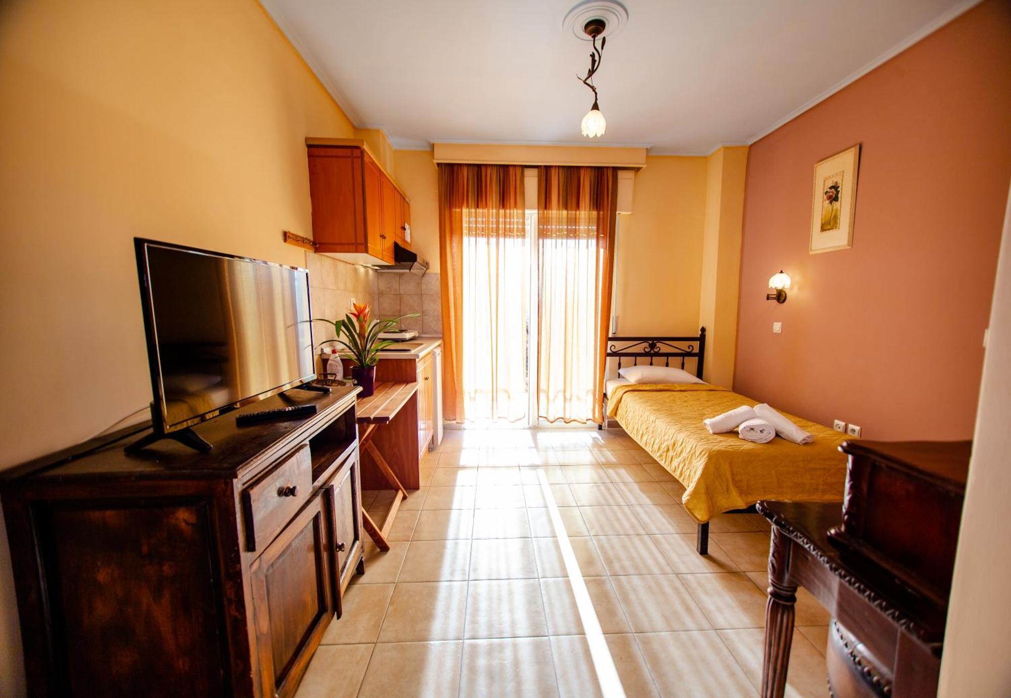 Xenia Palace Luxury Aparthotel Vrasná