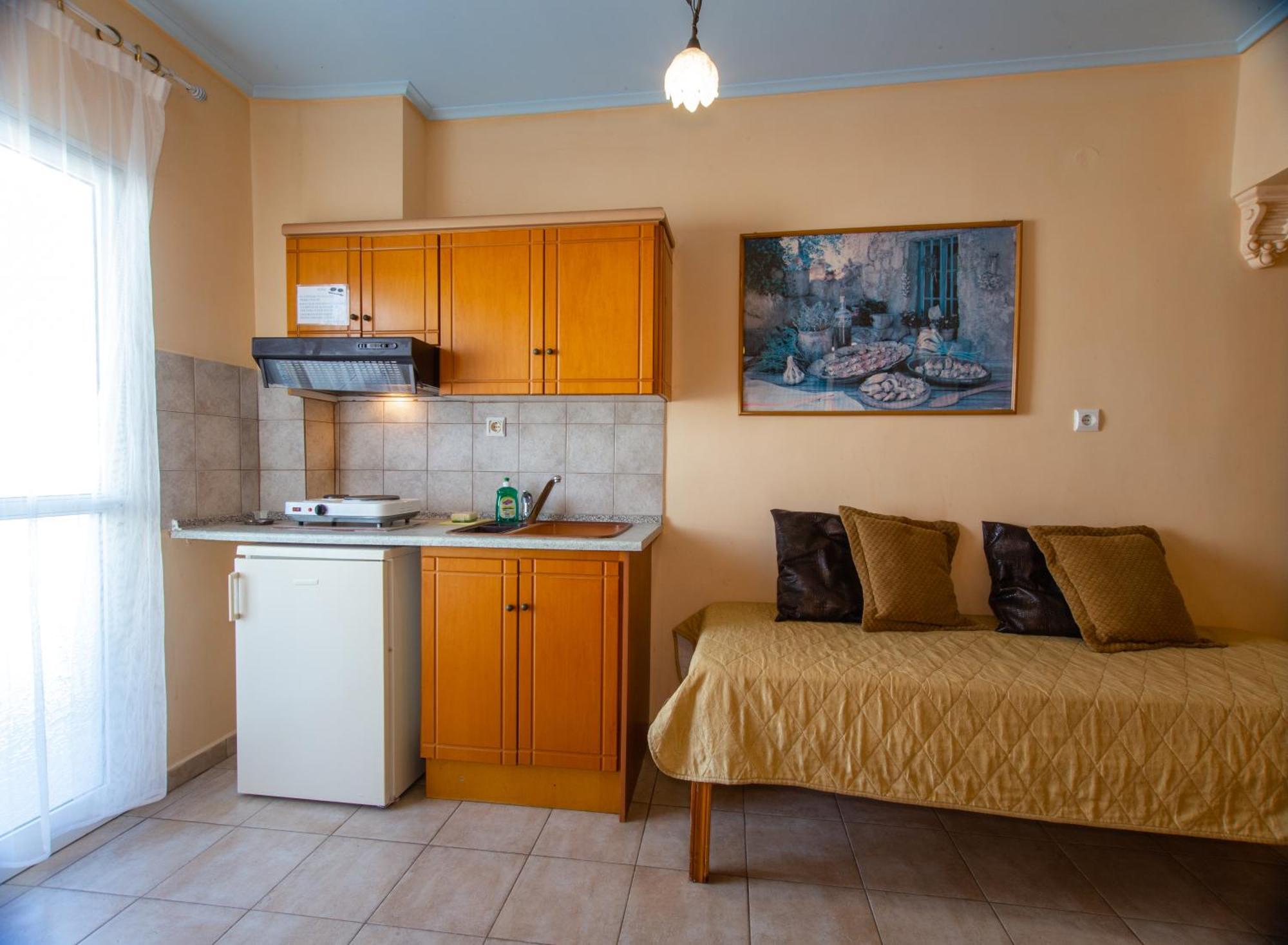 Aparthotel Xenia Palace Luxury Vrasná