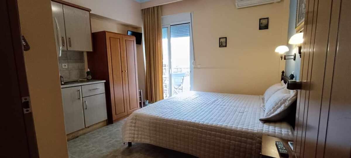 Xenia Palace Luxury *